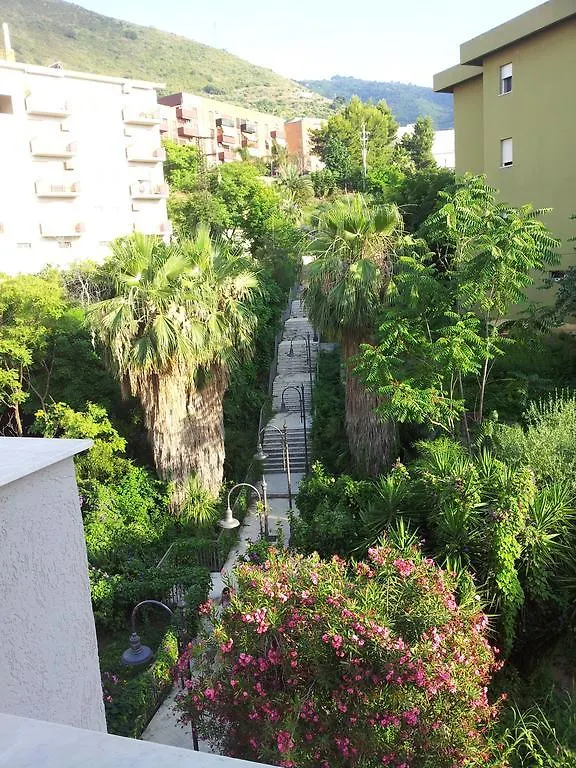 Le Giarette Apartment Cefalu